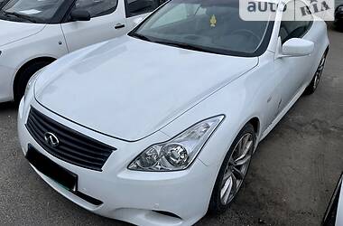 Купе Infiniti G37 2009 в Киеве