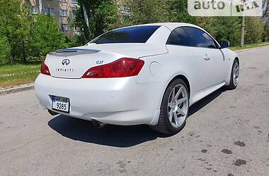 Кабриолет Infiniti G37 2012 в Запорожье