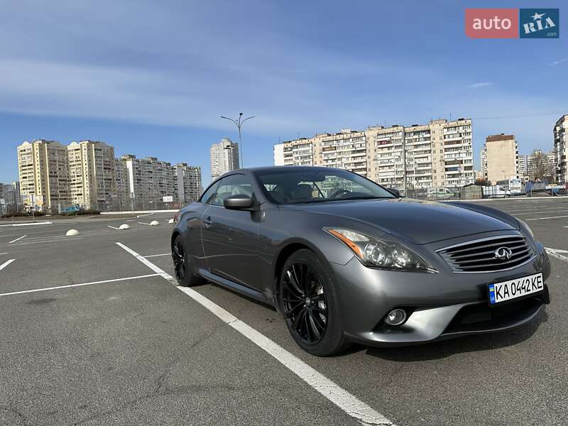 Кабриолет Infiniti G37 2011 в Киеве