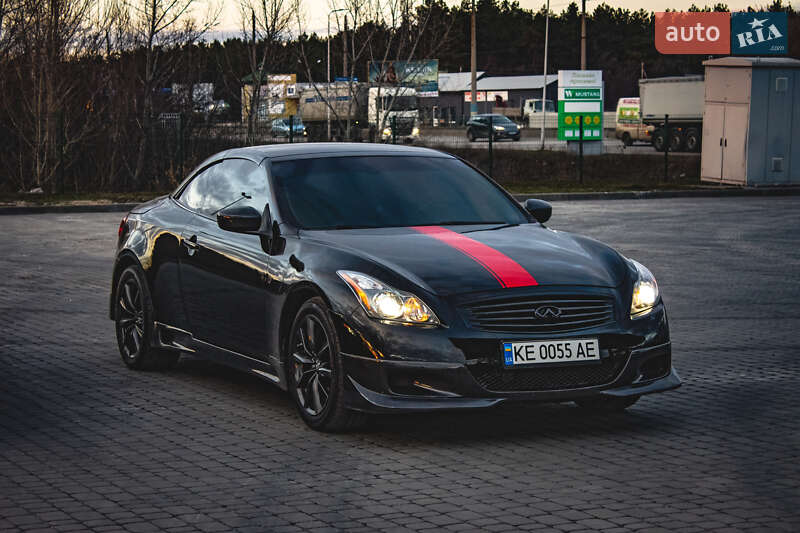 Кабріолет Infiniti G37 2013 в Кам'янському