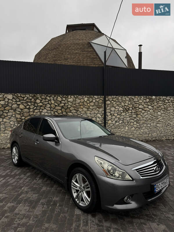 Седан Infiniti G37 2013 в Тернополе
