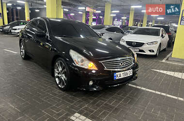 Седан Infiniti G37 2011 в Киеве