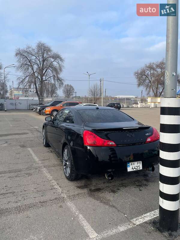 Купе Infiniti G37 2013 в Днепре