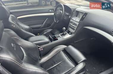 Купе Infiniti G37 2008 в 