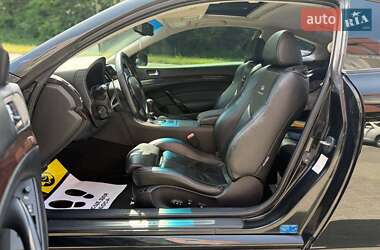 Седан Infiniti G37 2009 в 