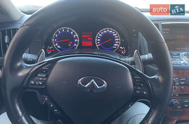 Седан Infiniti G37 2008 в Тростянце