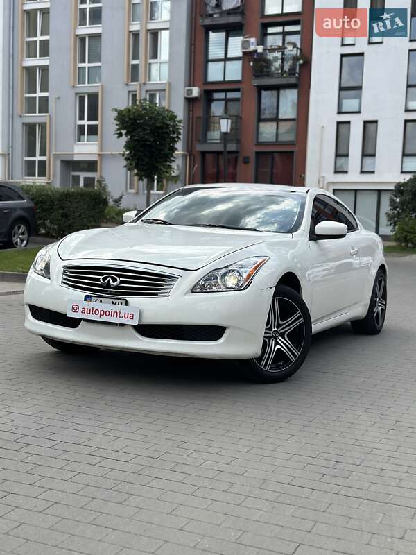 Infiniti G37 2010