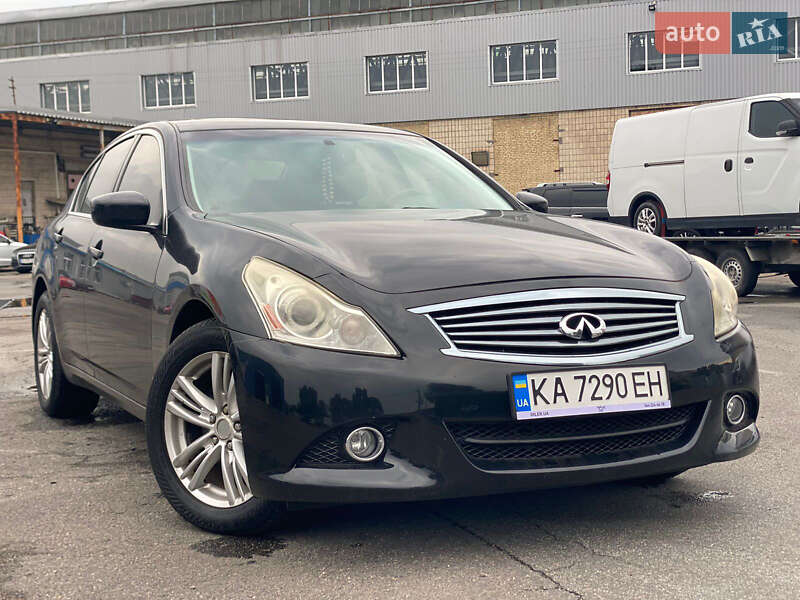 Седан Infiniti G37 2013 в Києві