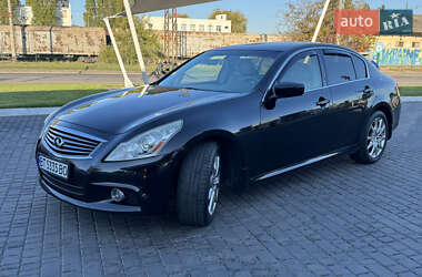 Купе Infiniti G37 2011 в 