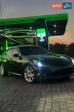 Седан Infiniti G37 2012 в Львове