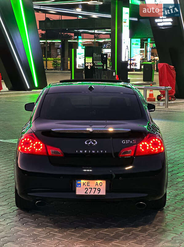 Седан Infiniti G37 2012 в Львове фото 11 Седан Infiniti G37 2012 в Львове