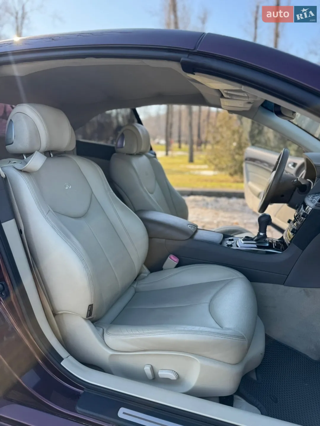 2010 Infiniti G - мініатюра 13