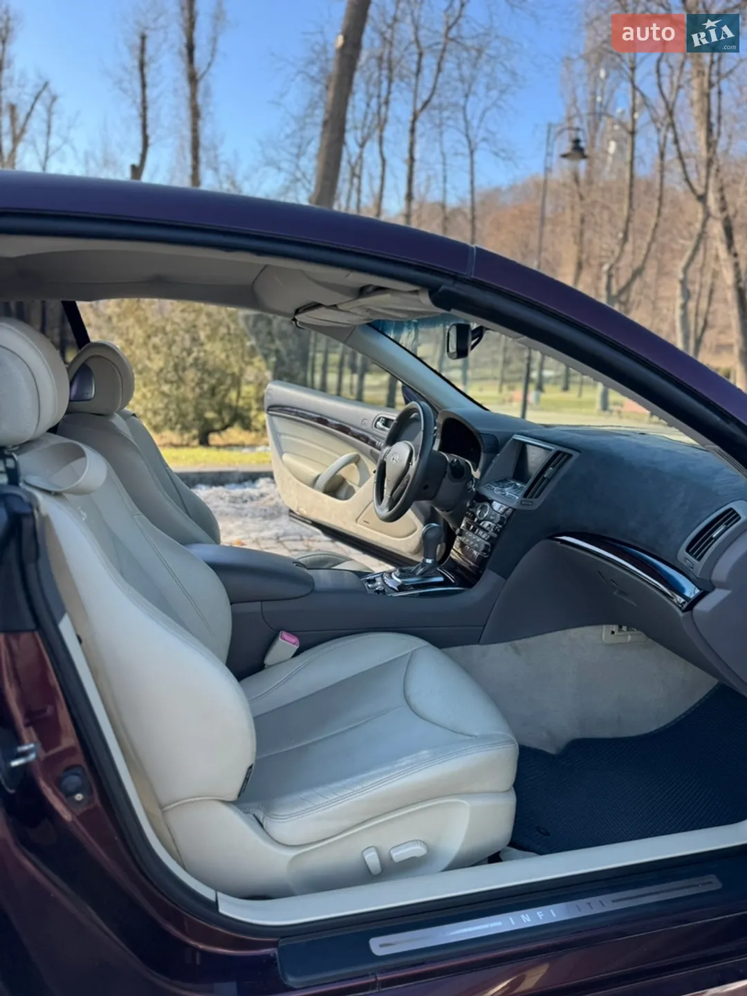 2010 Infiniti G - мініатюра 27