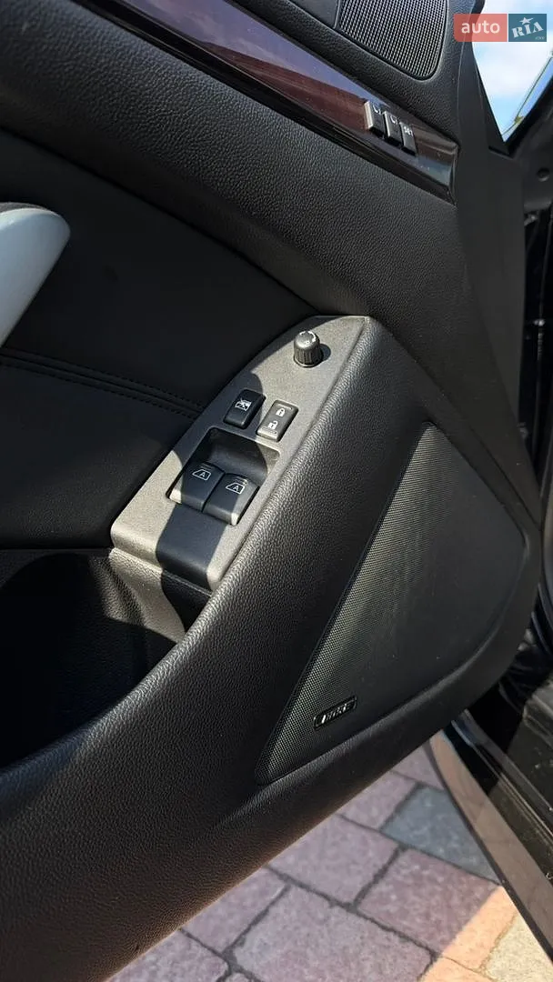 2012 Infiniti G - мініатюра 48