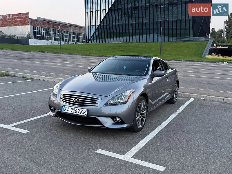 Infiniti G37 2012