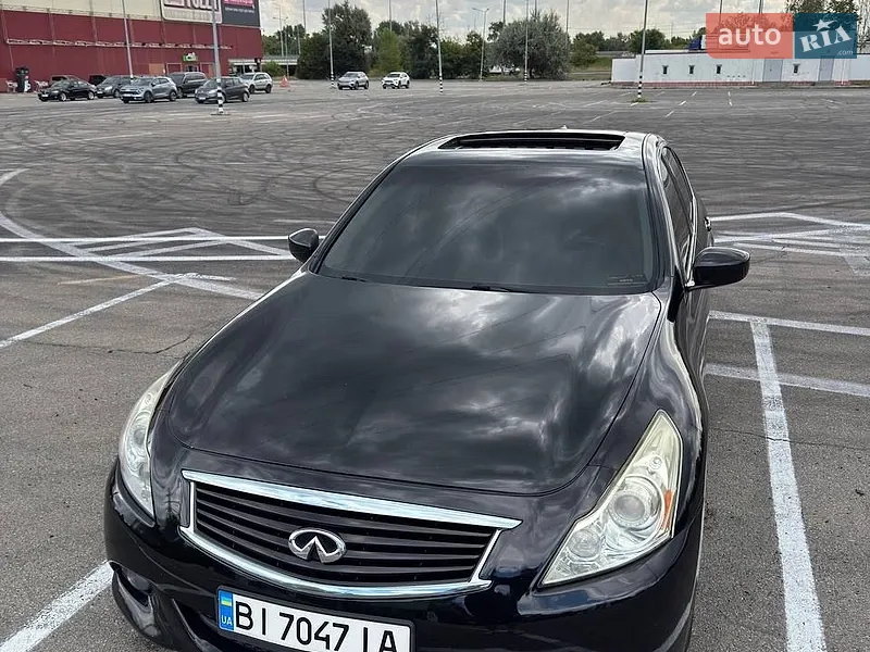 Infiniti G37