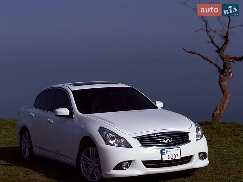 Infiniti G37
