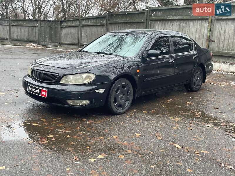 Седан Infiniti I30 2000 в Києві