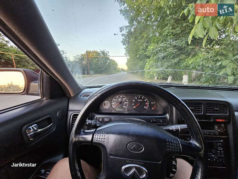 Седан Infiniti I30 1998 в Балті