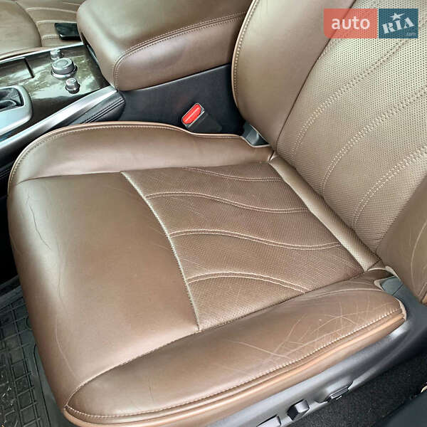 Позашляховик / Кросовер Infiniti JX35 2013 в Умані