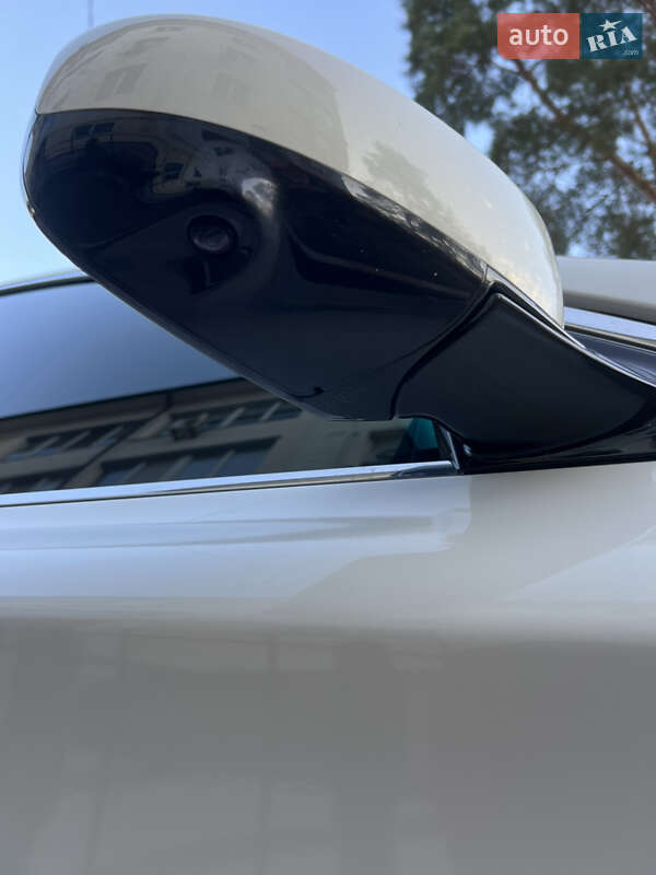 Внедорожник / Кроссовер Infiniti JX35 2013 в Киеве