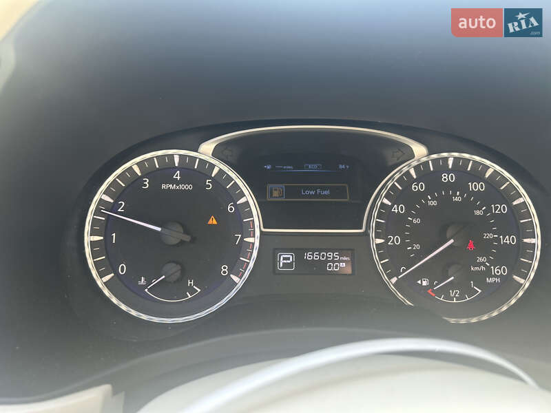 Внедорожник / Кроссовер Infiniti JX35 2013 в Киеве