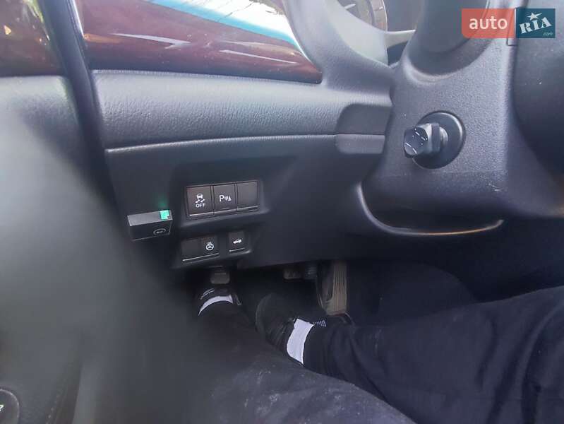 Седан Infiniti M25 2012 в Запоріжжі
