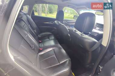 Седан Infiniti M25 2012 в 