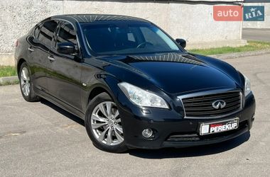 Седан Infiniti M25 2012 в Києві