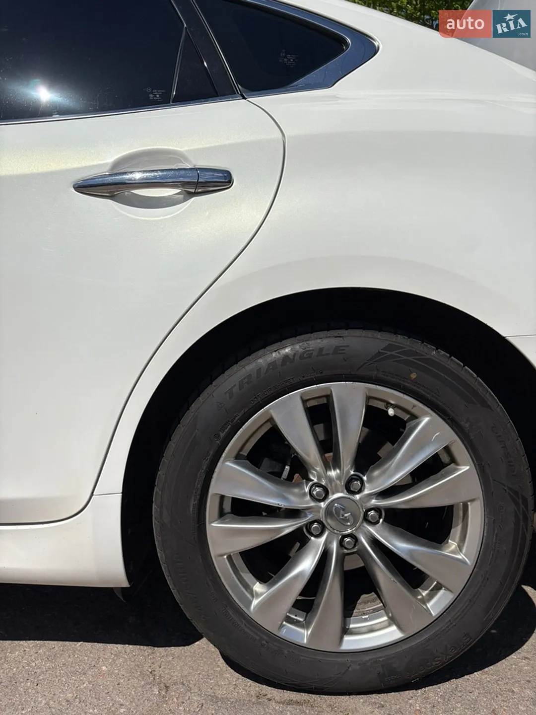 2013 Infiniti M - мініатюра 9