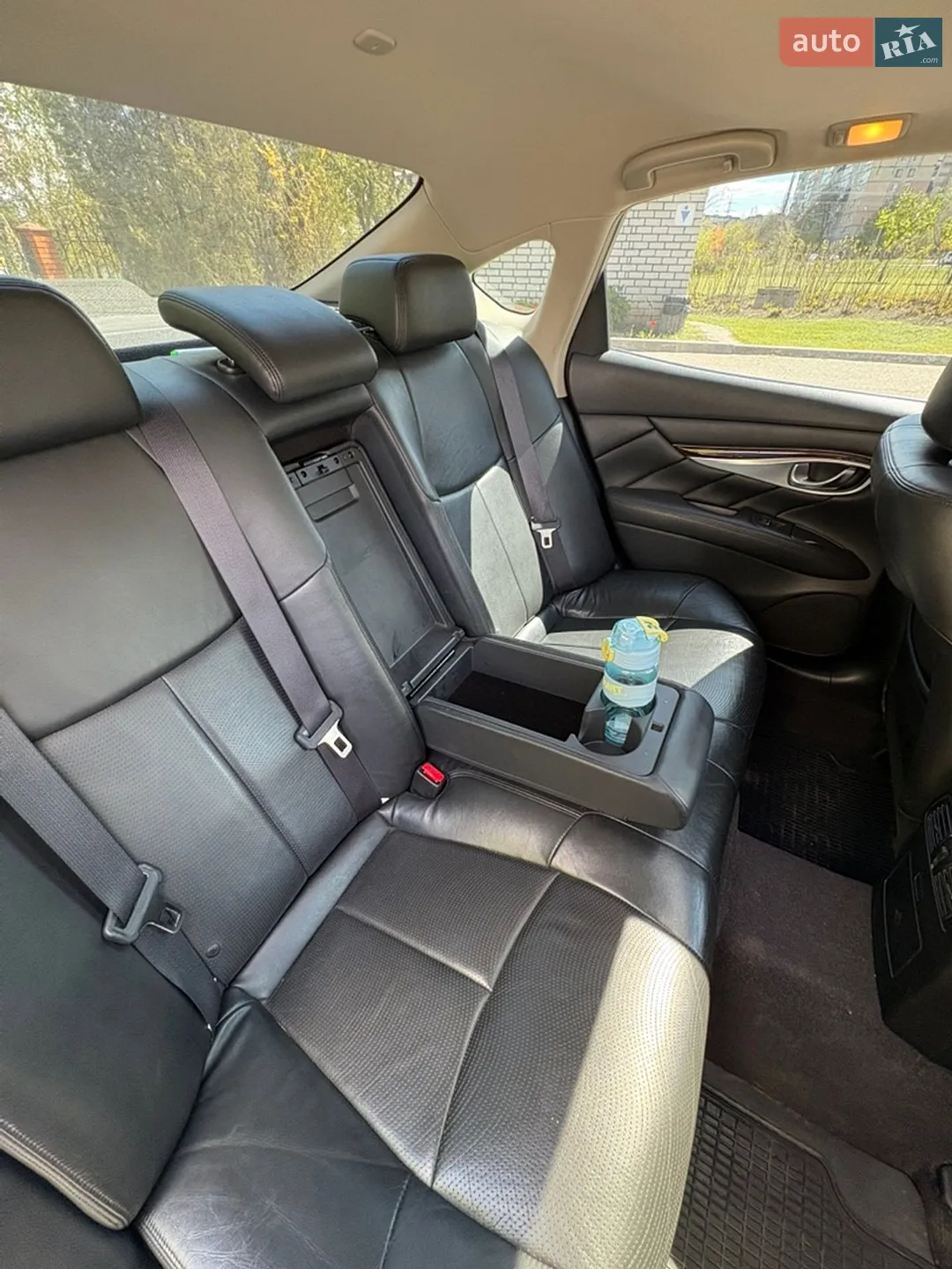 2013 Infiniti M - мініатюра 13