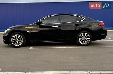 Седан Infiniti M25 2013 в Сумах