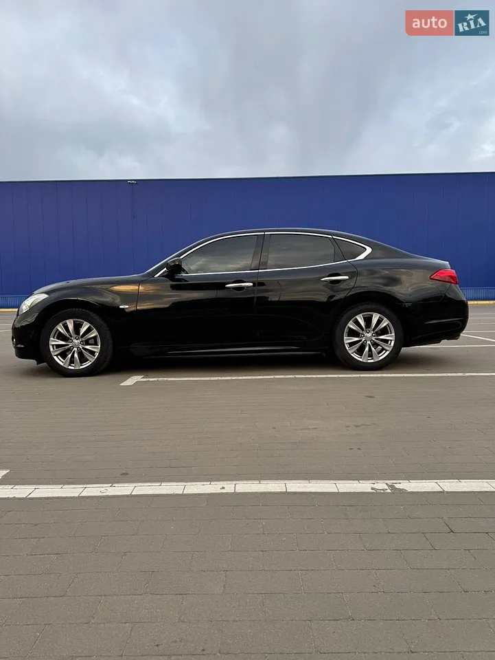 2011 Infiniti M - мініатюра 31