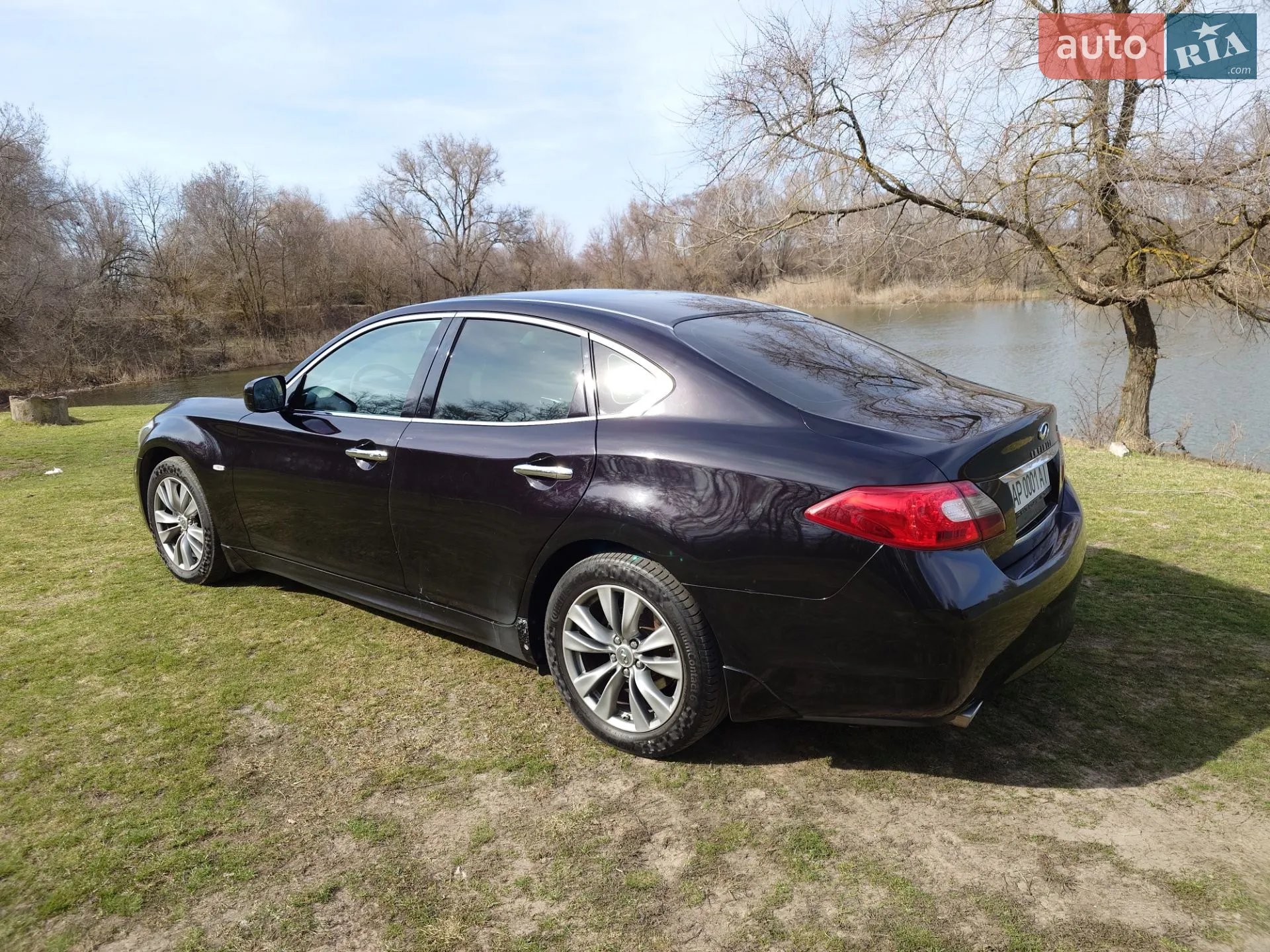 2011 Infiniti M - мініатюра 4