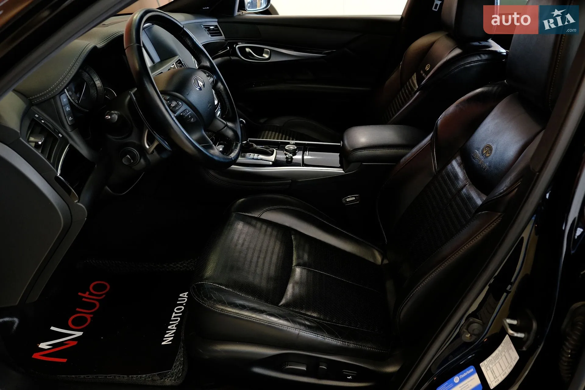 2013 Infiniti M - мініатюра 28