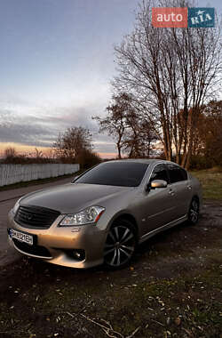 Седан Infiniti M35 2008 в Лубнах