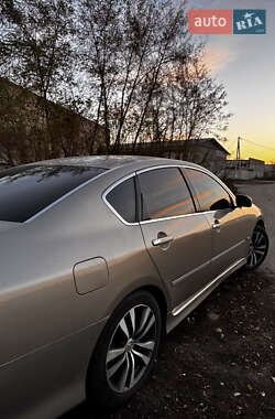 Седан Infiniti M35 2008 в Лубнах