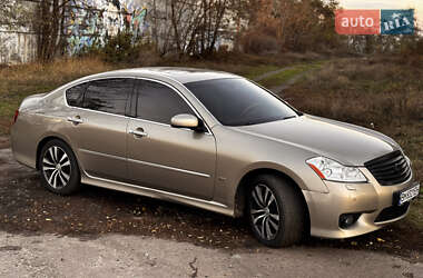 Седан Infiniti M35 2008 в Лубнах