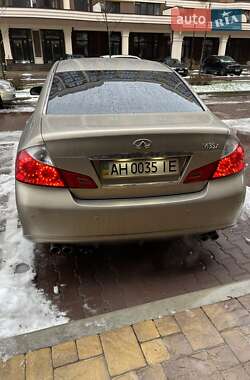 Седан Infiniti M35 2008 в Киеве