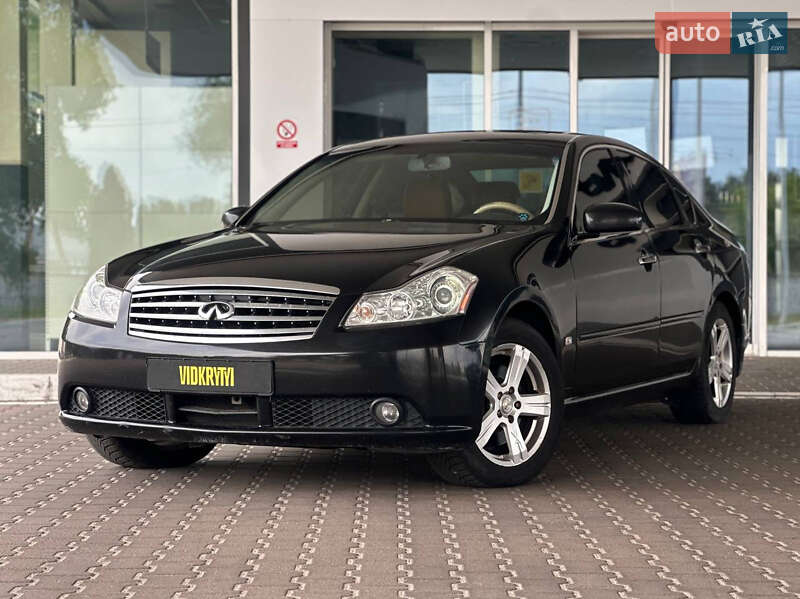 Infiniti M35 2006