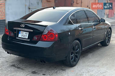 Седан Infiniti M35 2005 в 