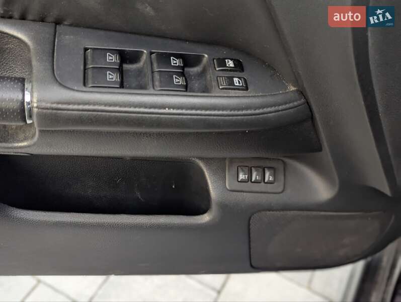 Седан Infiniti M35 2008 в Трускавці