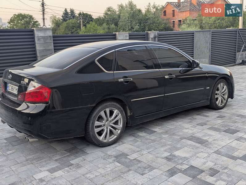 Седан Infiniti M35 2008 в Трускавці