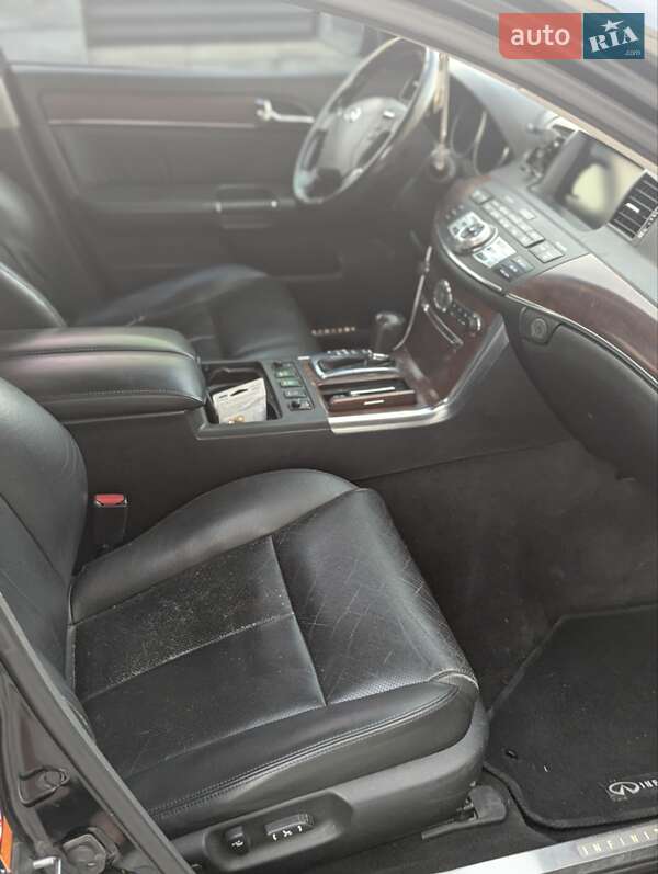 Седан Infiniti M35 2008 в Трускавці