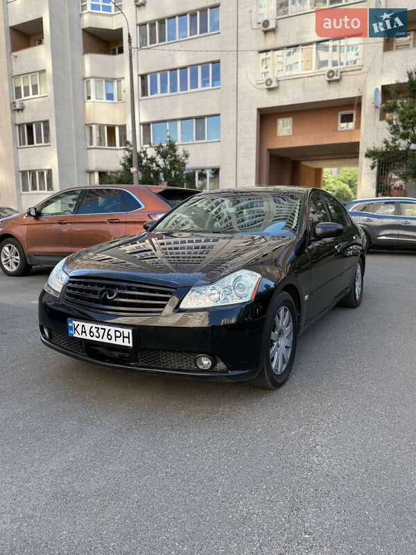 Infiniti M35 2007