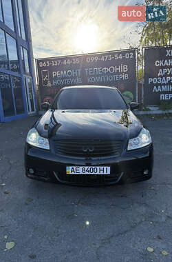 Седан Infiniti M35 2008 в Дніпрі