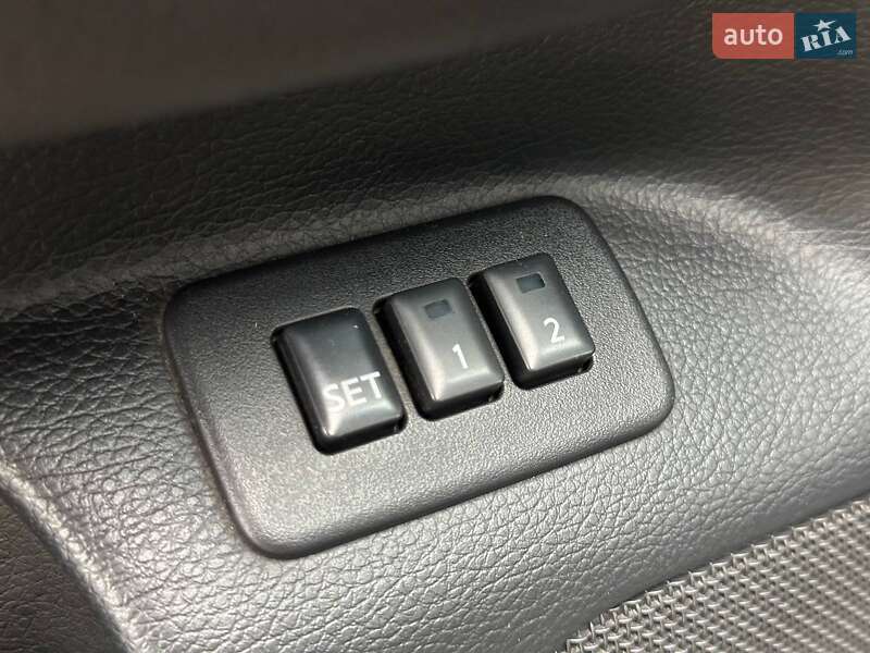 Седан Infiniti M35 2010 в Киеве