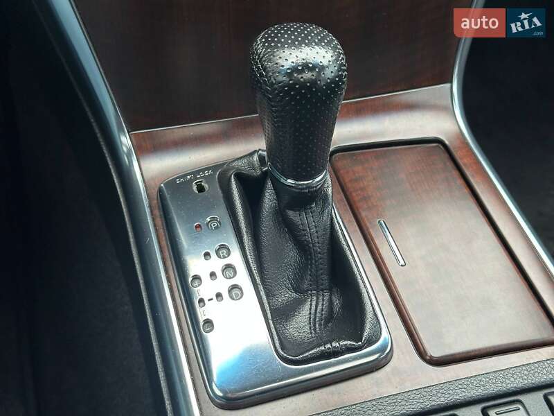 Седан Infiniti M35 2010 в Киеве