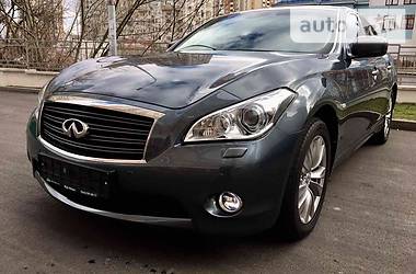 Седан Infiniti M37 2013 в 