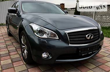 Седан Infiniti M37 2013 в 